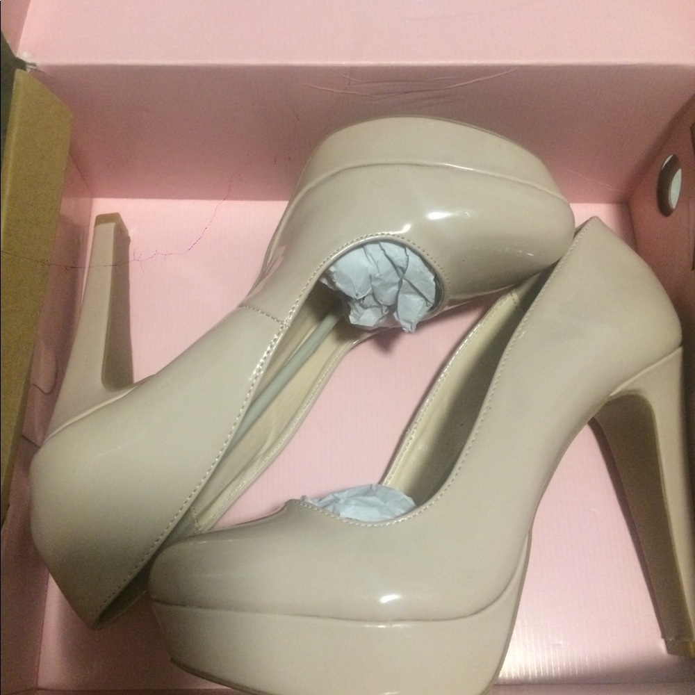 Charlotte Russe Nude Heels 👠